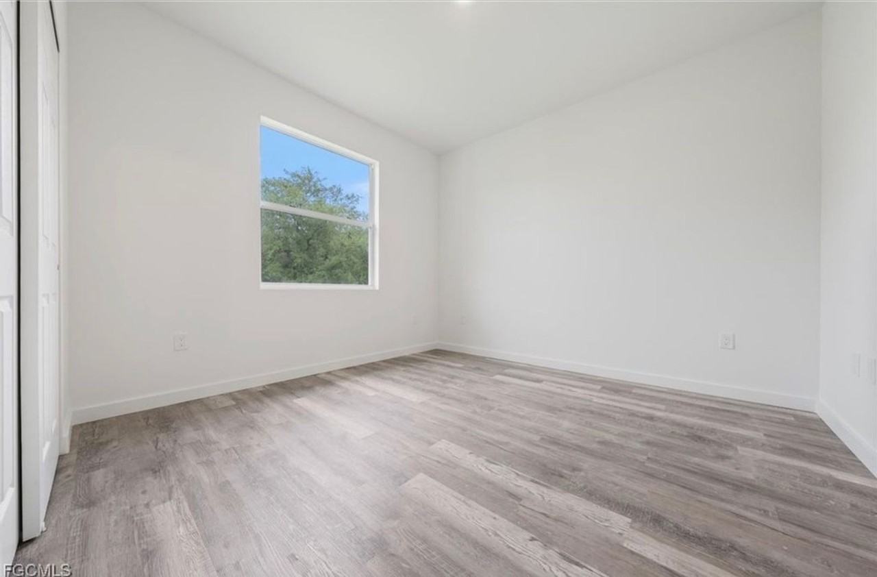 1025 Meadow Road - Photo 7 of 27