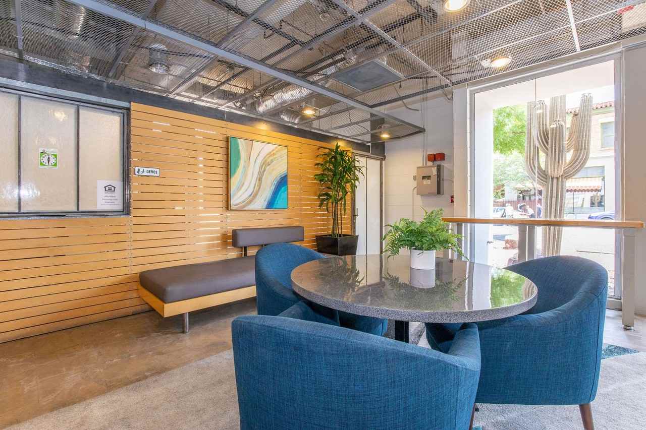 One North Fifth Apartments - Photo 3 of 9