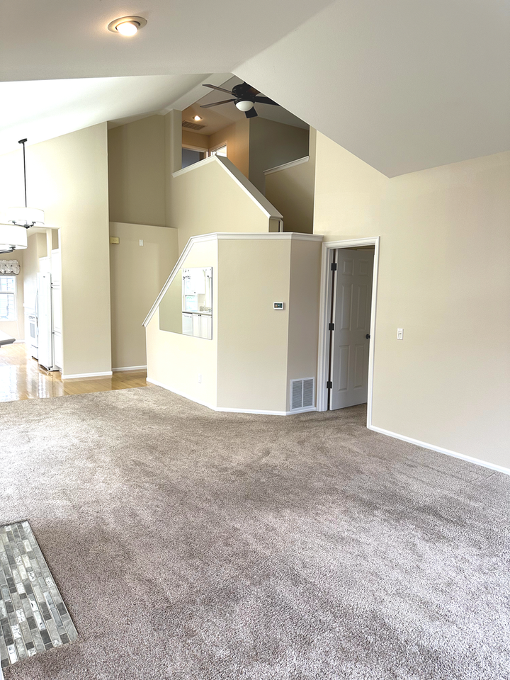 23408 53rd Avenue South - Photo 7 of 17