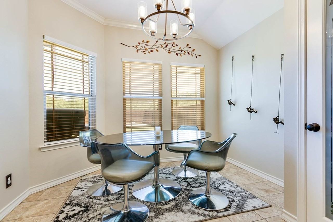 4146 Autumnwood Trail - Photo 4 of 6