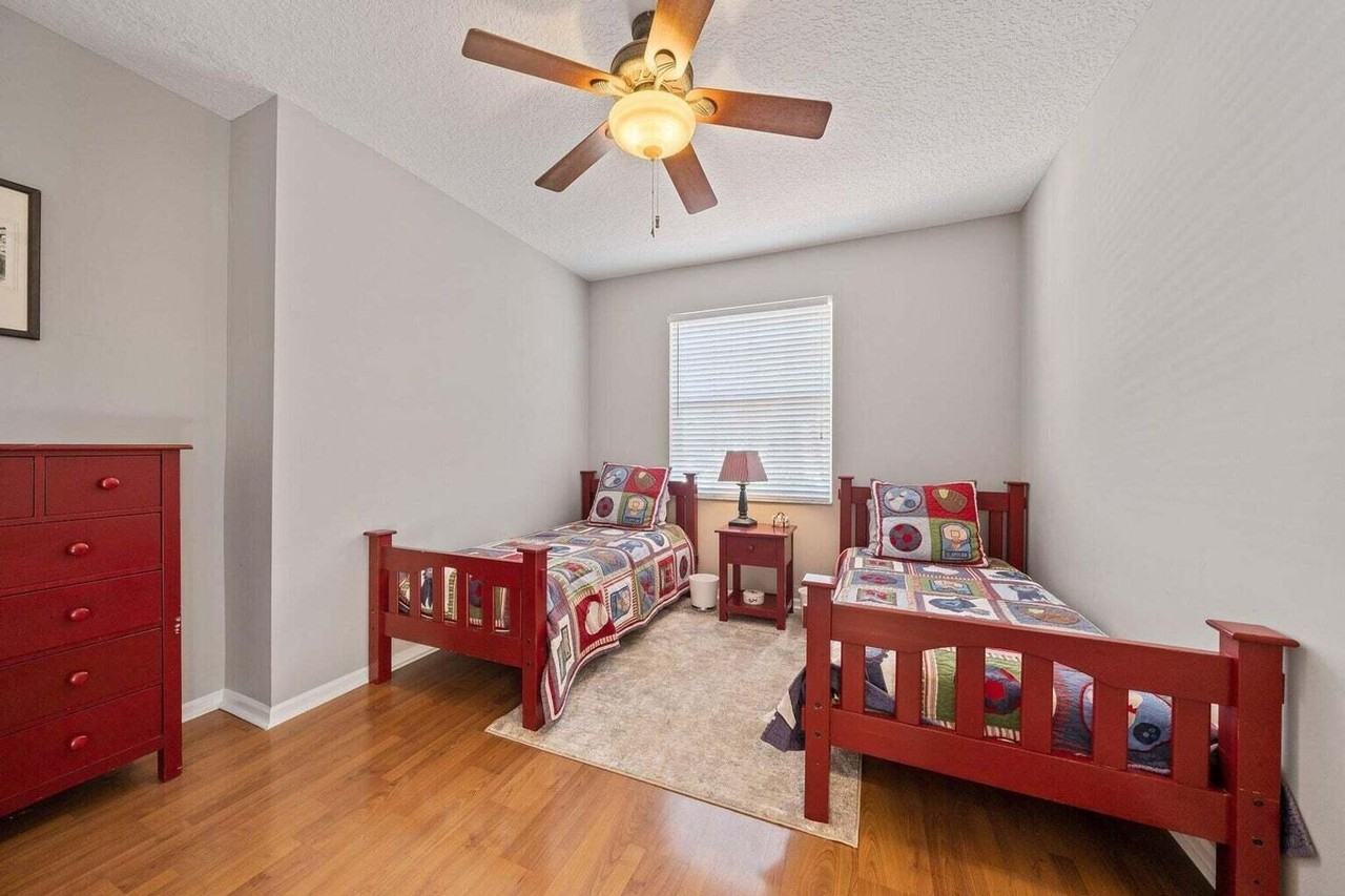 12919 Hyland Circle - Photo 6 of 23