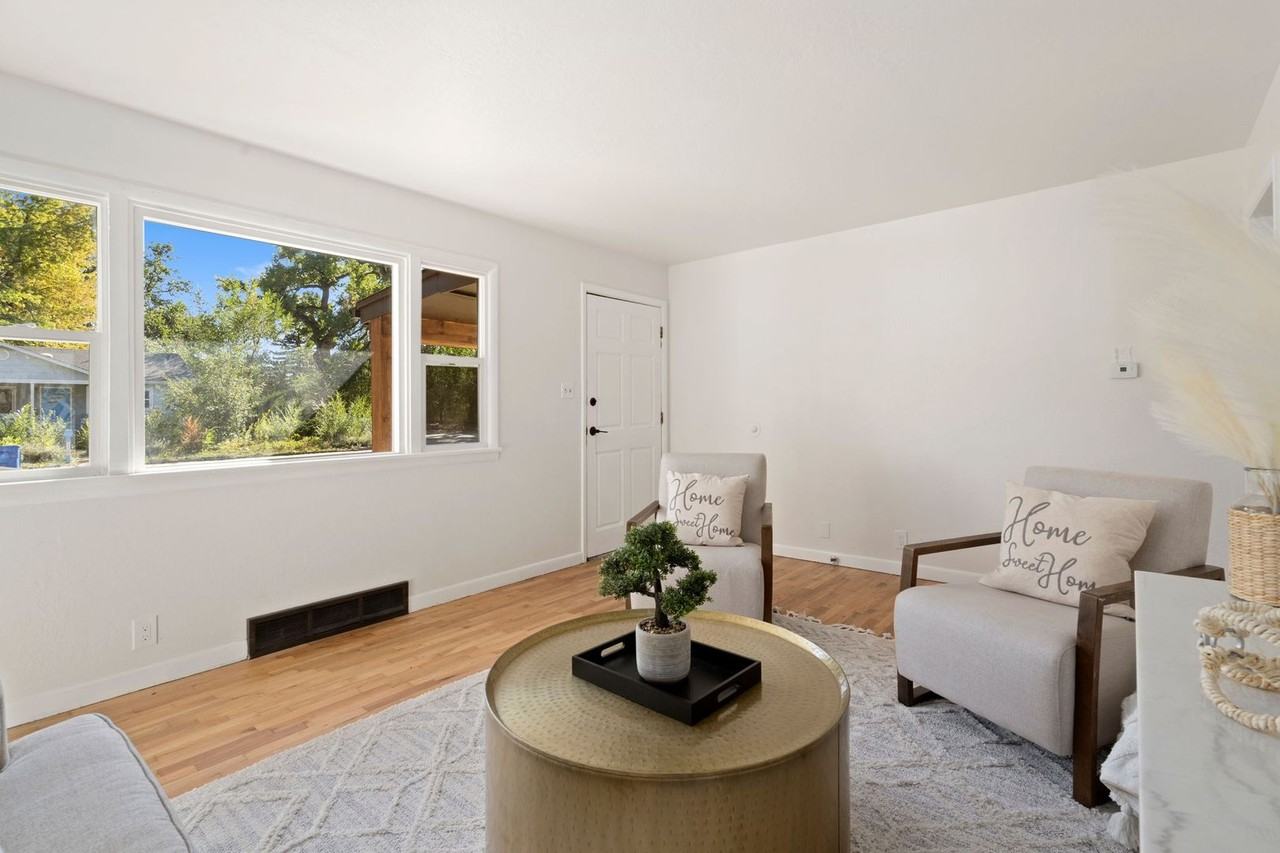 1116 Beech Street - Photo 6 of 26