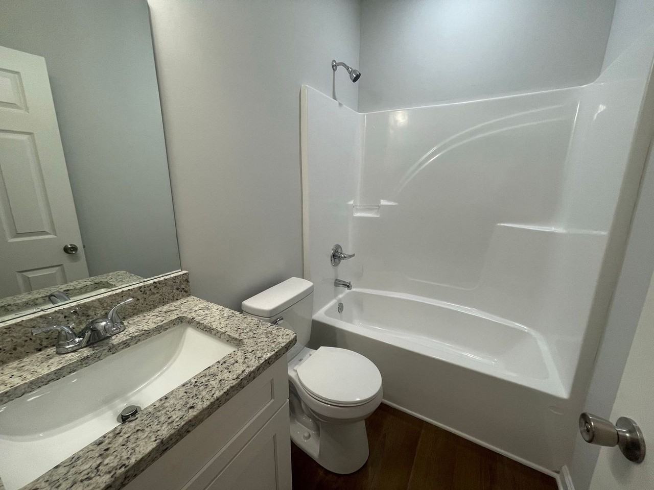 150 Booker St - Photo 4 of 6