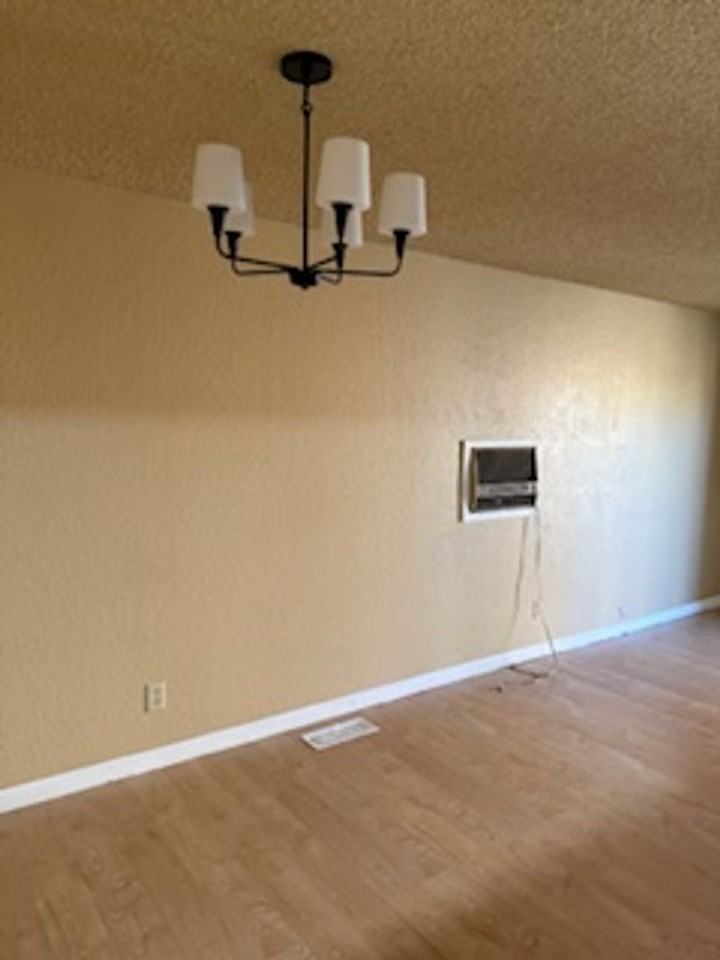 1865 Circle Drive - Photo 7 of 21