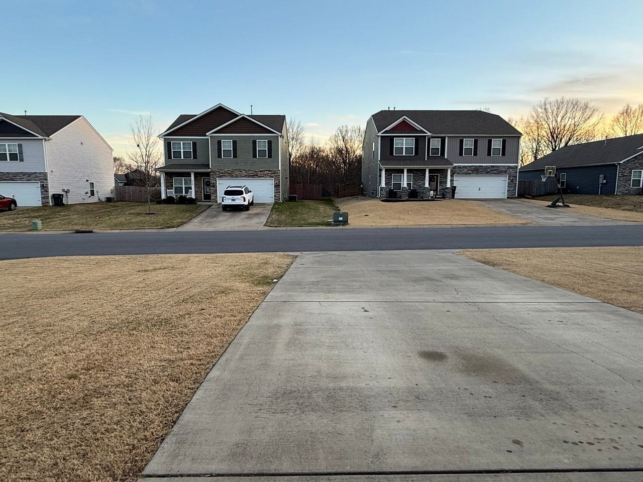 6719 Wildlife Cir - Photo 4 of 34