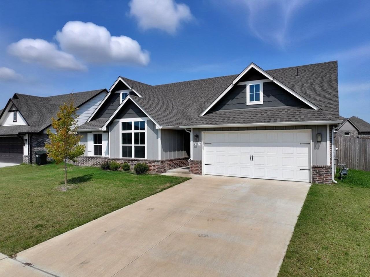 23073 East 106th Street South - Photo 2 of 50