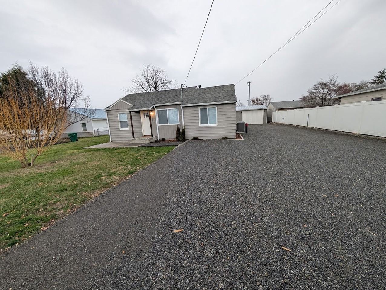 3405 10th Street - Photo 2 of 18