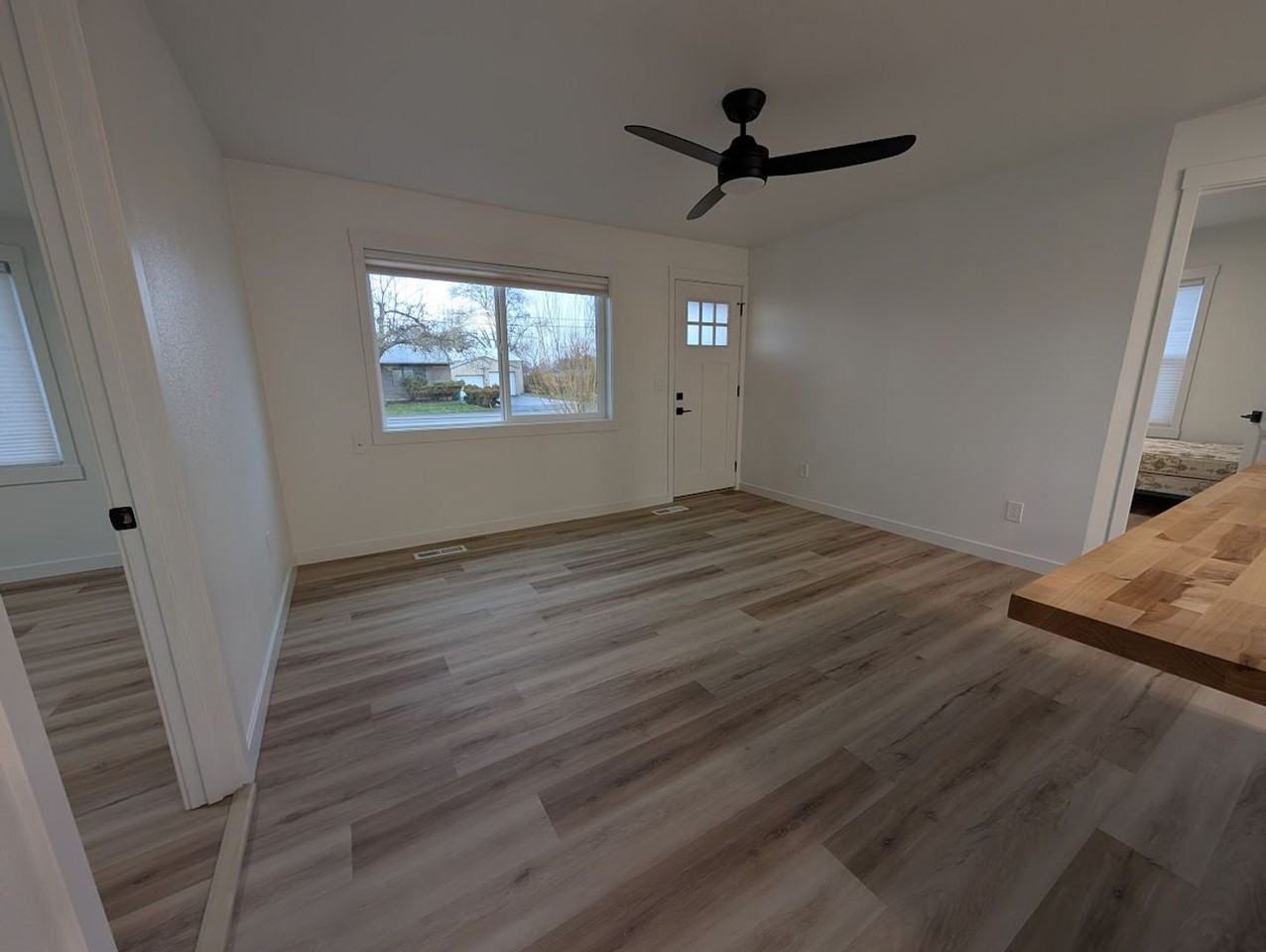 3405 10th Street - Photo 7 of 18