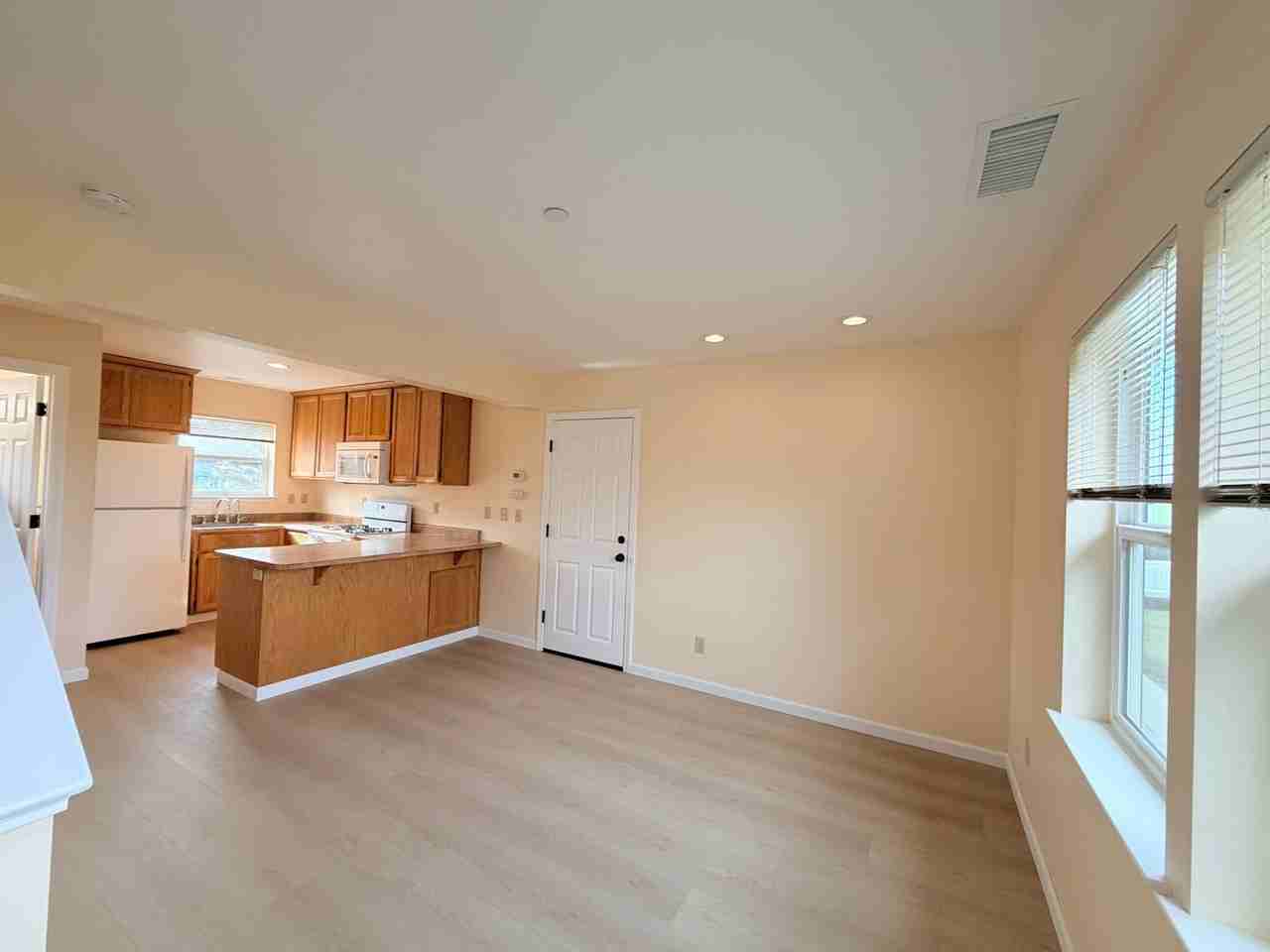 8 Balma Lane - Photo 7 of 17