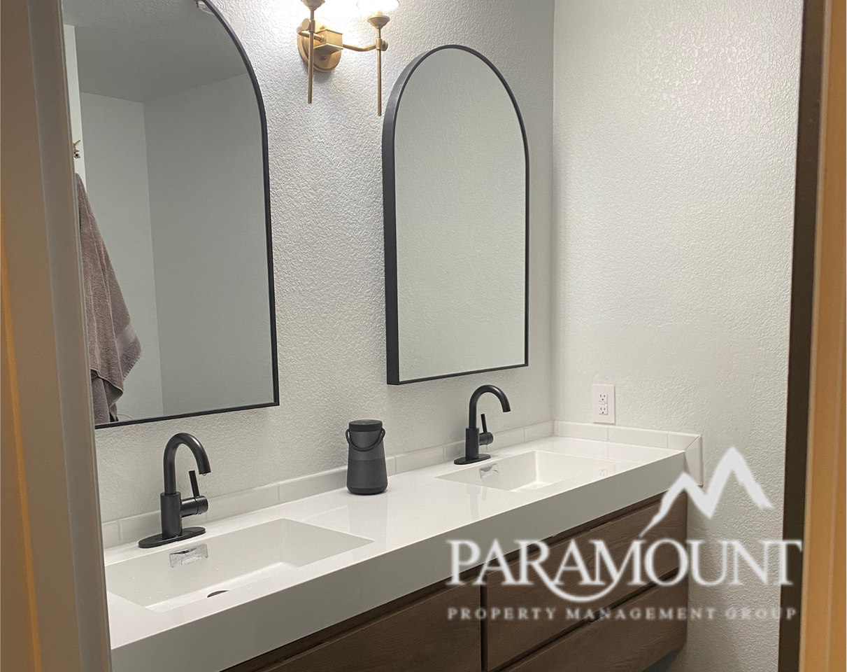 7531 E Ramblewood St - Photo 7 of 11