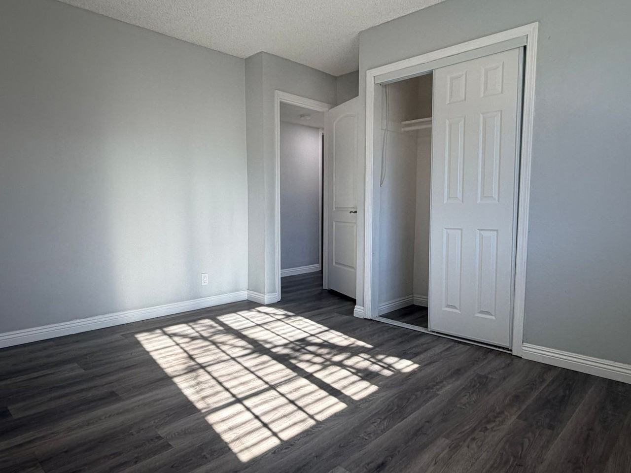 10341 North Loop Boulevard - Photo 7 of 14