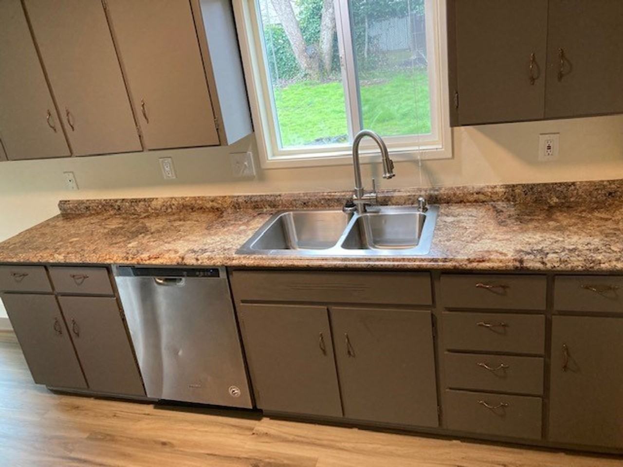 1748 Barton Drive - Photo 3 of 16