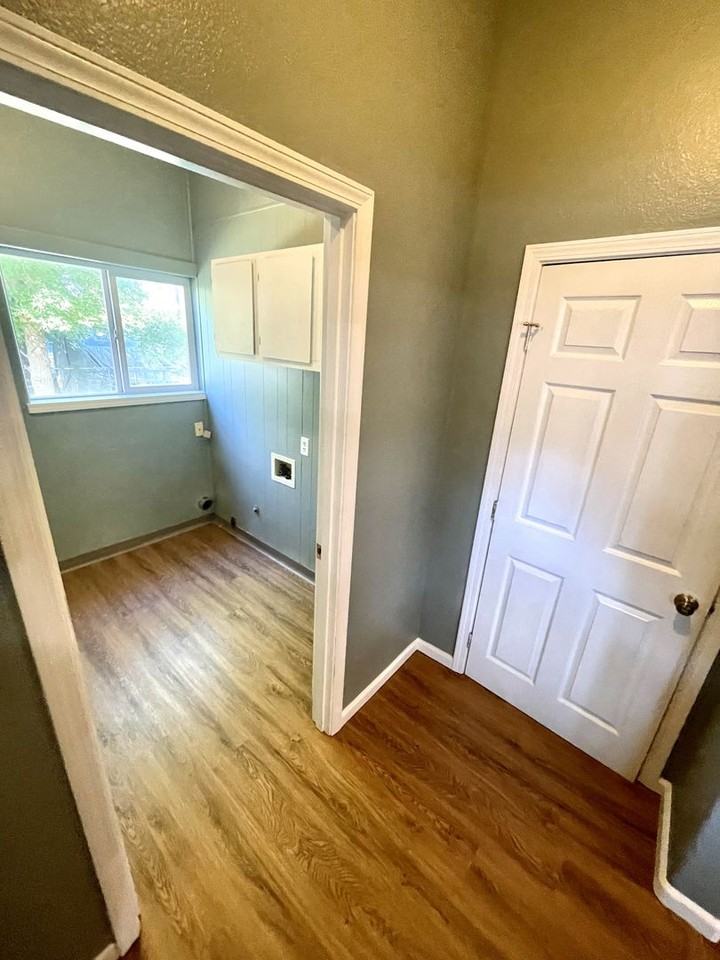 5421 Maryland Ave - Photo 3 of 29