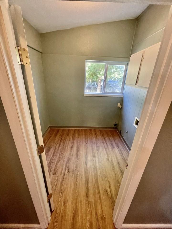 5421 Maryland Ave - Photo 4 of 29