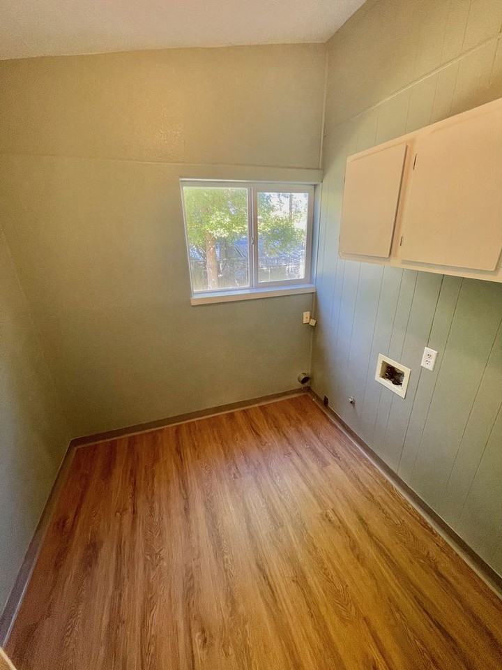 5421 Maryland Ave - Photo 5 of 29