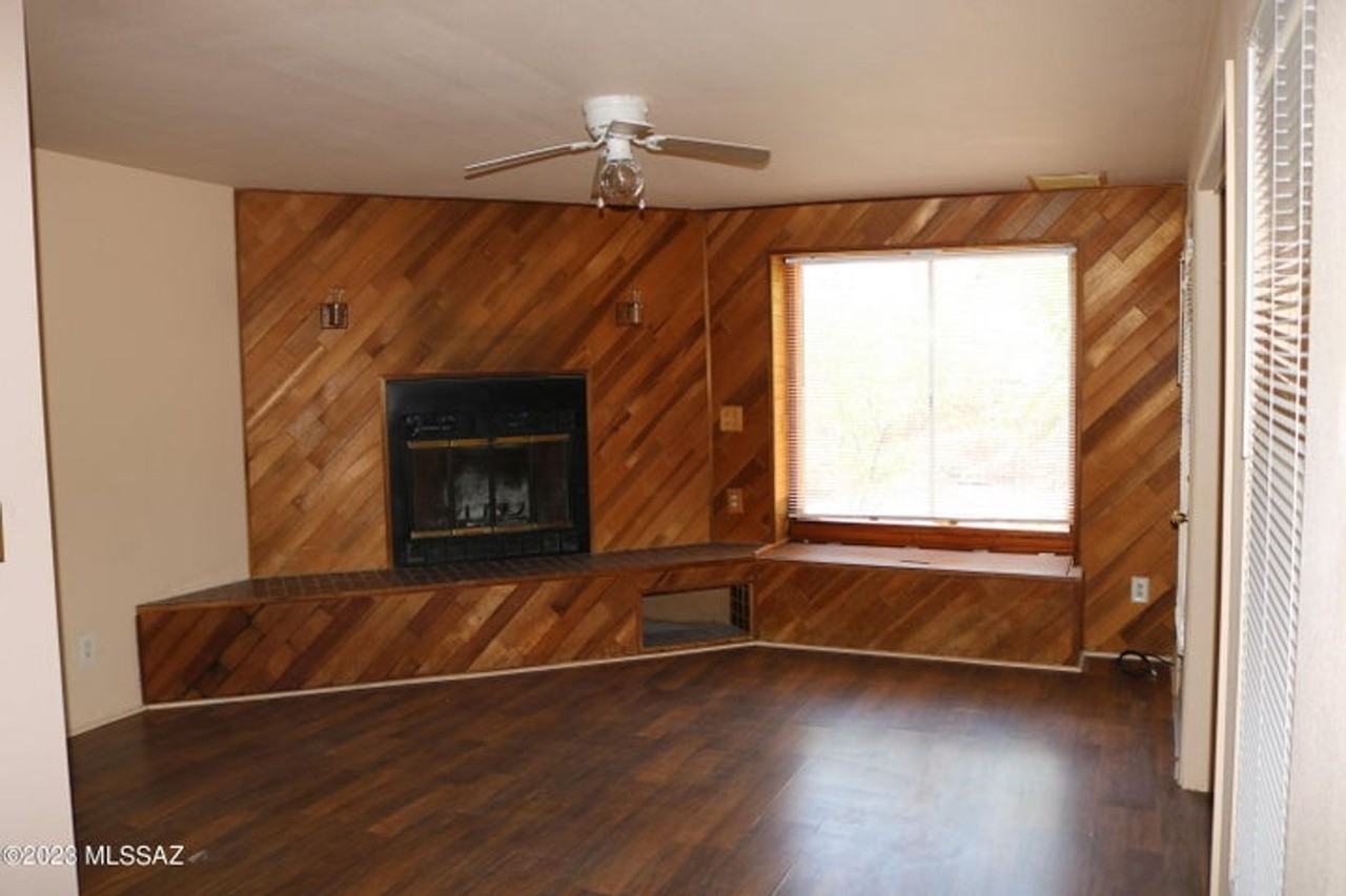 4229 West Pyracantha Drive - Photo 2 of 18