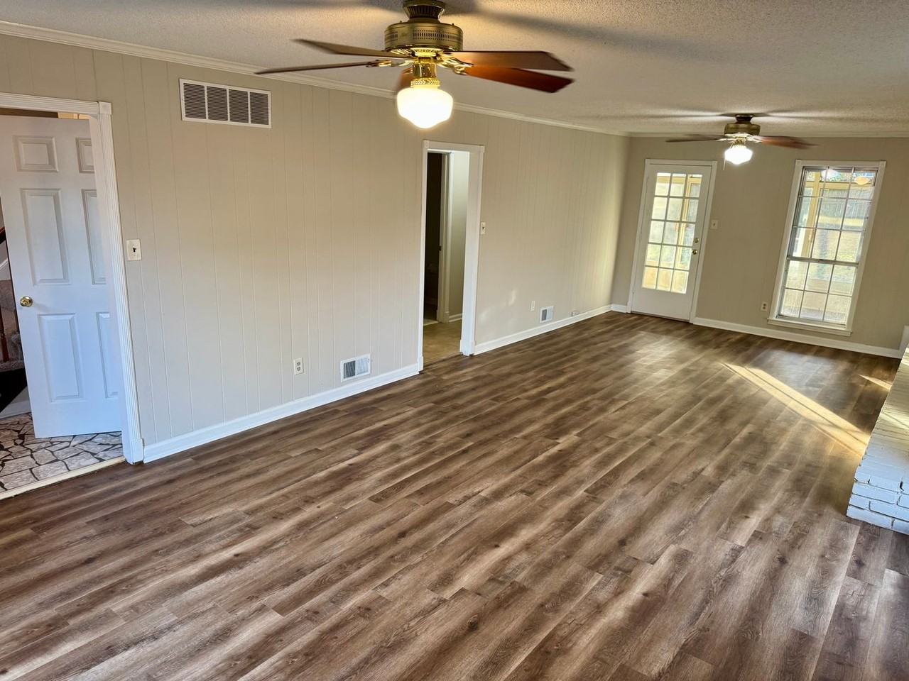 122 York Haven Drive - Photo 3 of 22