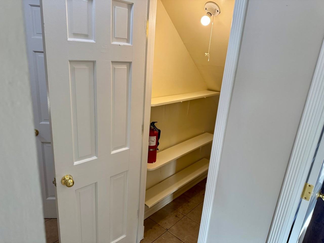 122 York Haven Drive - Photo 4 of 22