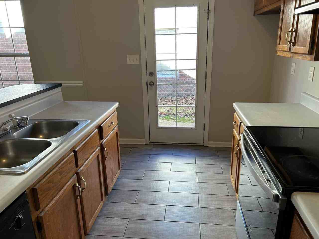 7122 Village Ln - Photo 3 of 13