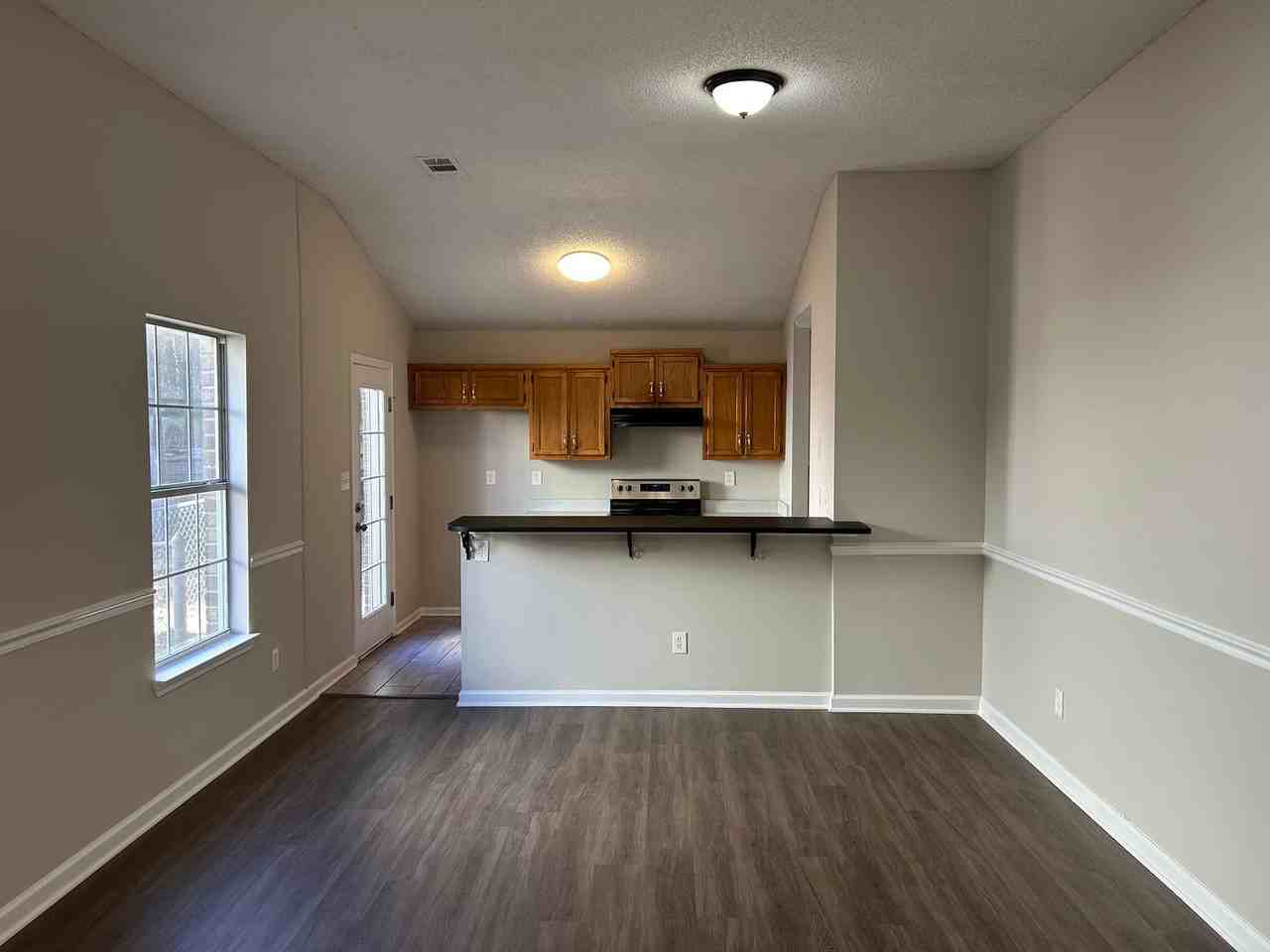 7122 Village Ln - Photo 4 of 13