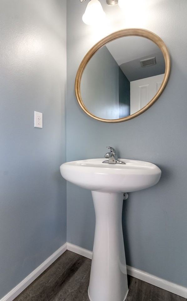 3684 London Loop Northeast - Photo 4 of 30