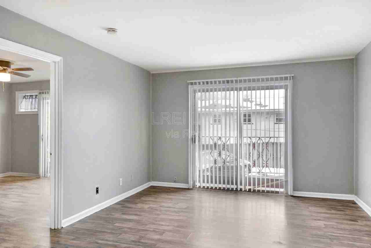 1708 Jennifer Rd #A9 - Photo 5 of 20