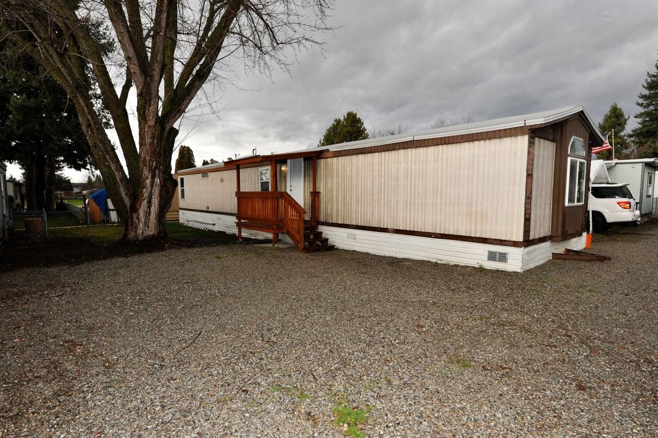 1952 East 12th Avenue - Photo 7 of 28