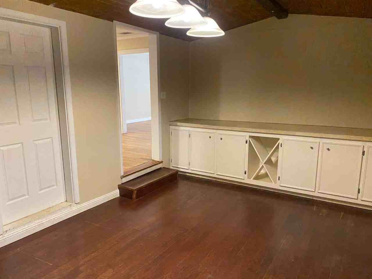 3314 29th Street - Photo 7 of 17