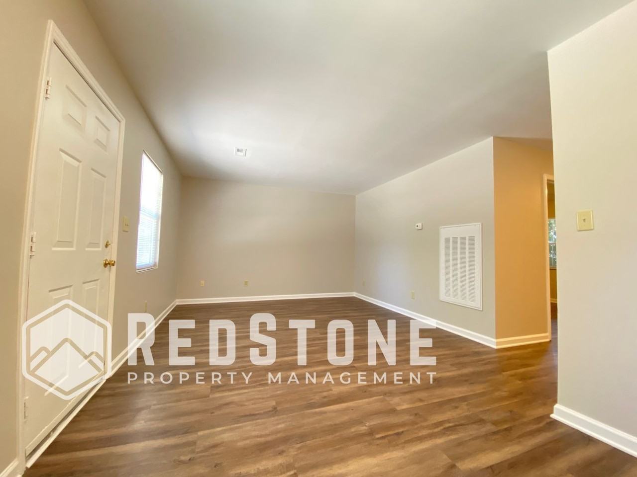 221 Quintas Avenue #D - Photo 2 of 12