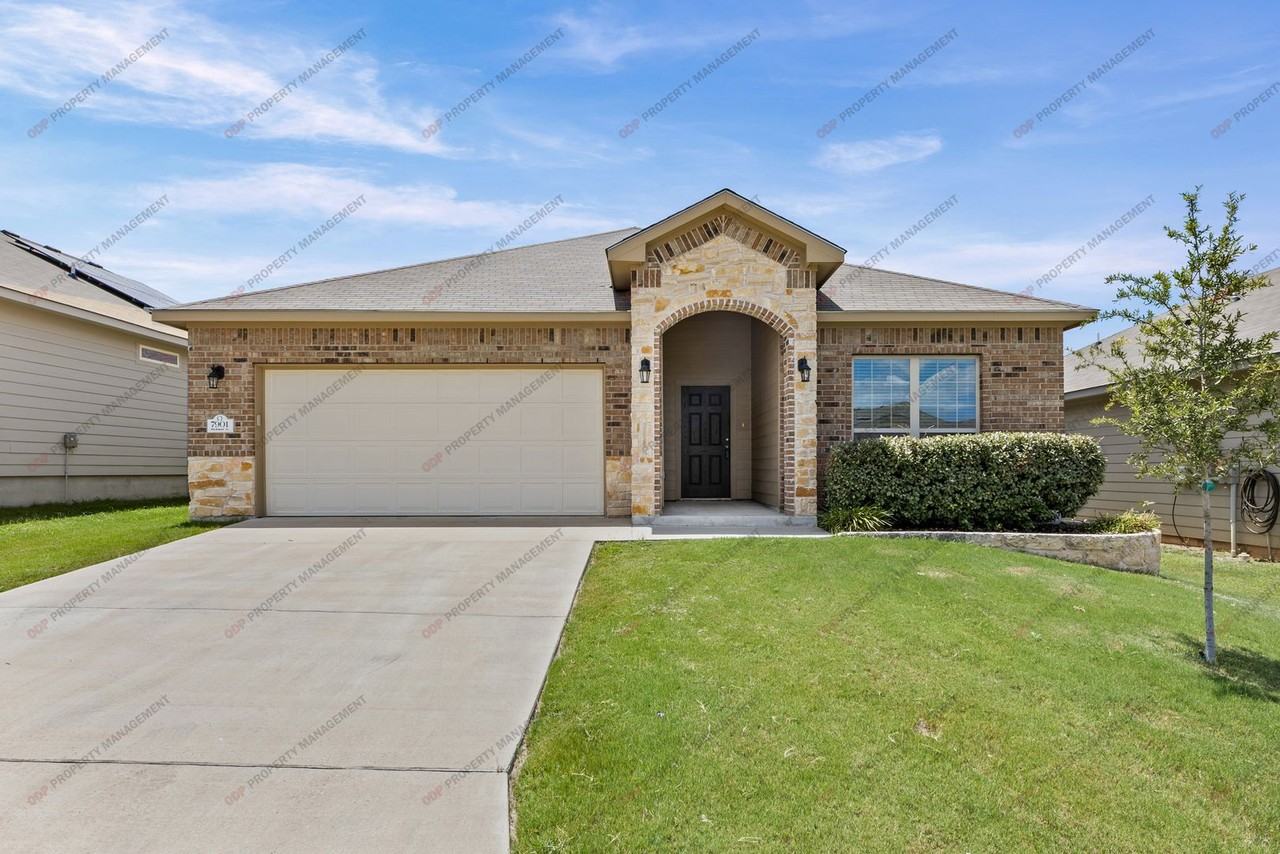 7901 Hickman Street - Photo 3 of 33