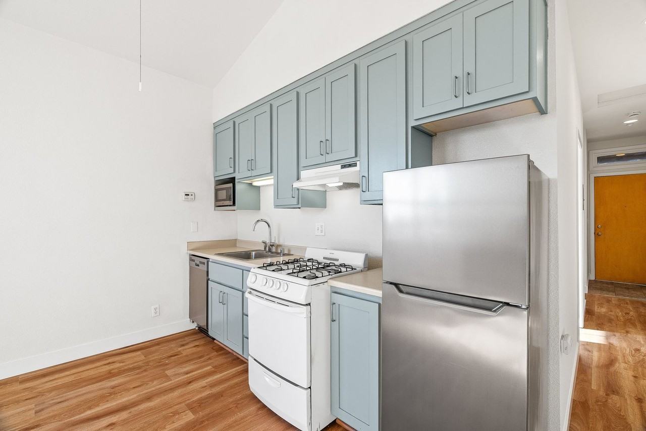 1332 Mission Street - Photo 5 of 29