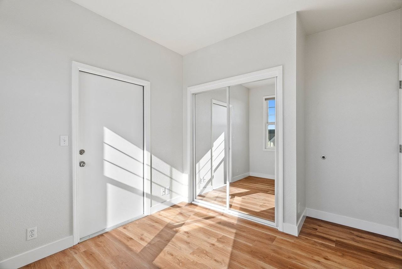 1332 Mission Street - Photo 7 of 29