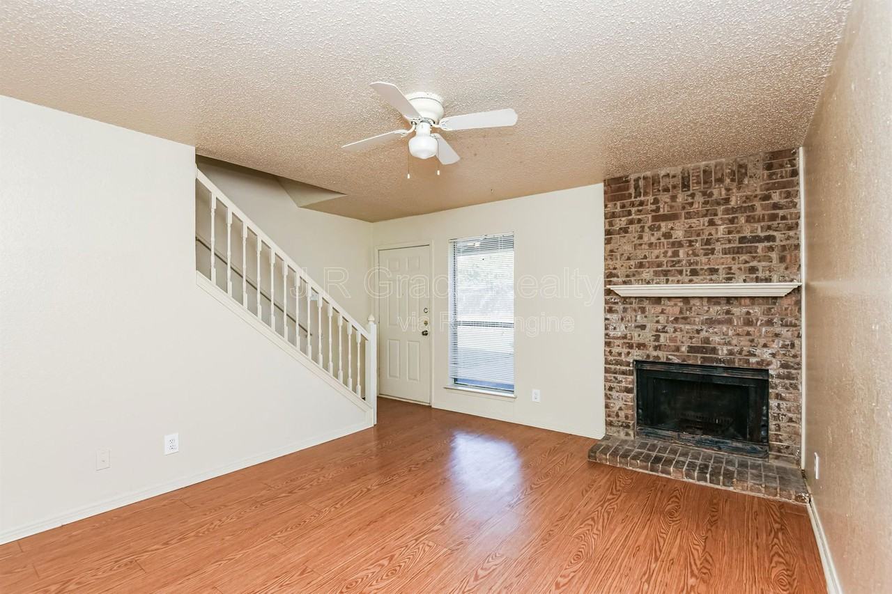 5919 Shadydell Drive