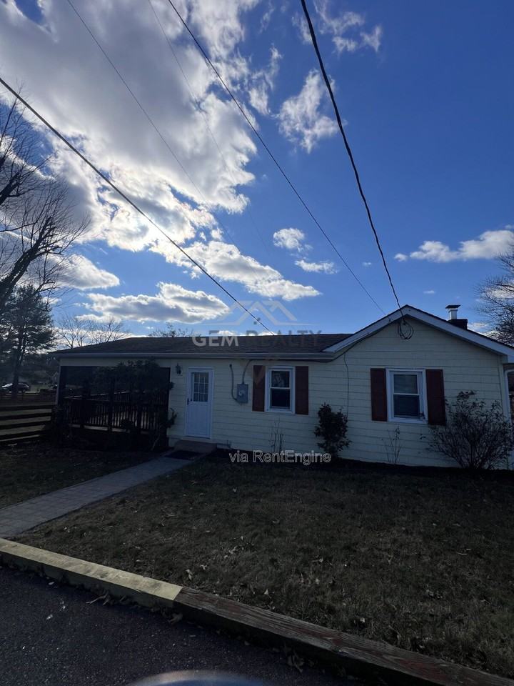 1244 Mountain View Road - Photo 3 of 47