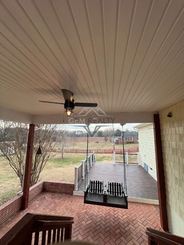 1244 Mountain View Road - Photo 7 of 47