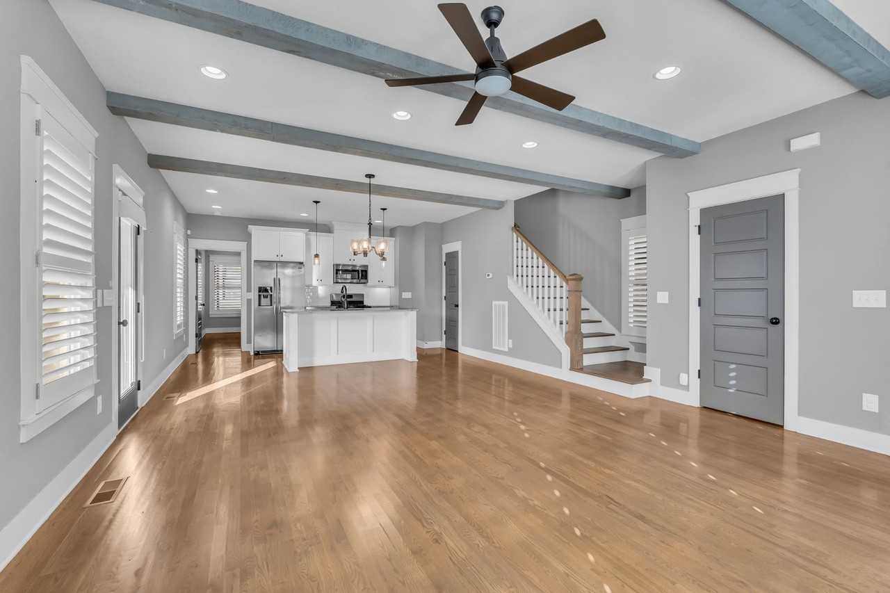 1801 Sevier Street - Photo 5 of 50