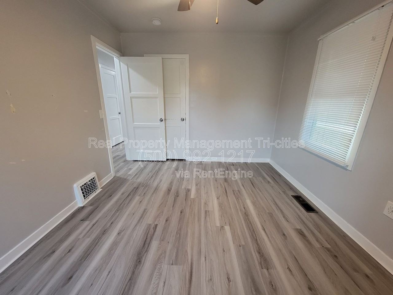 400 400/402 Barth Ave #402A - Photo 7 of 11