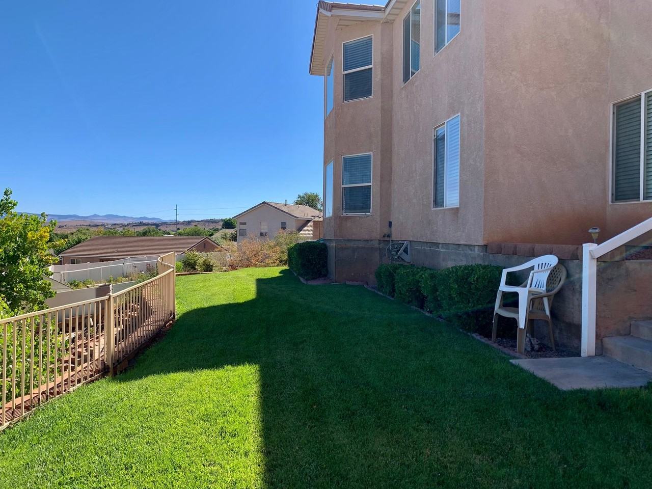 2846 Overlook Drive - Photo 2 of 3