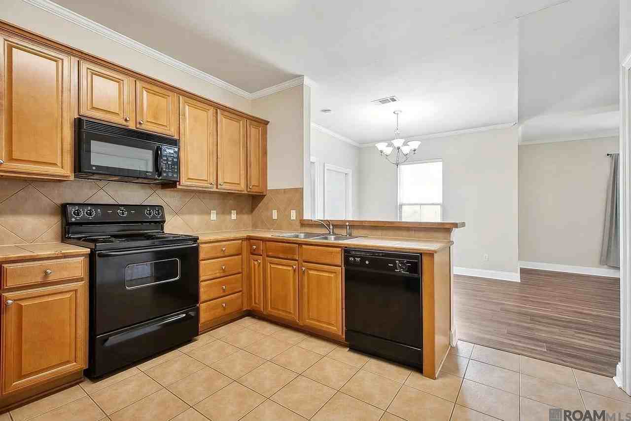 7300 Burbank Drive - Photo 2 of 10