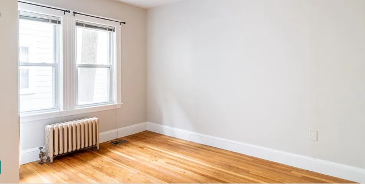 116 Hillside Street - Photo 3 of 10