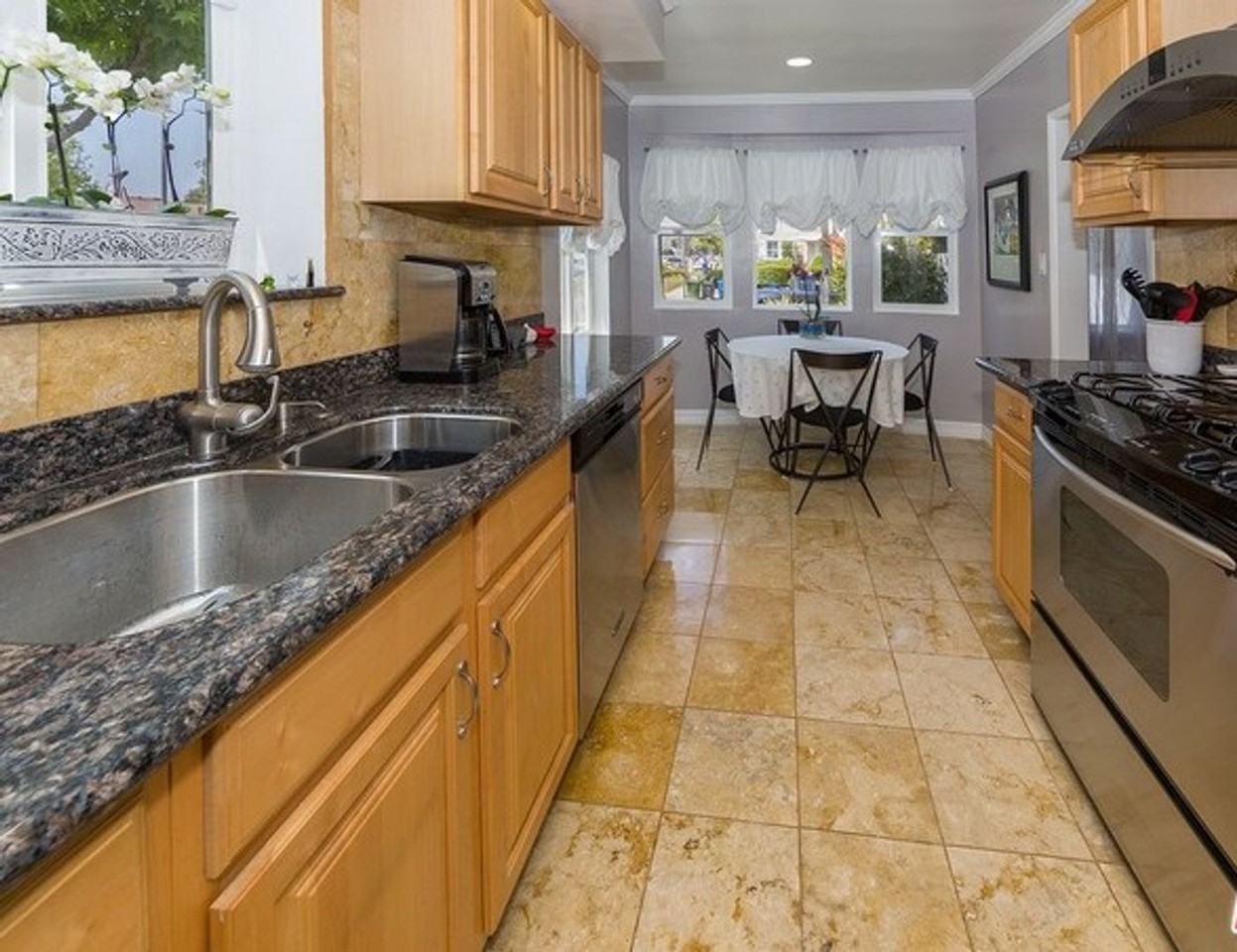 1488 S Durango Ave - Photo 7 of 12