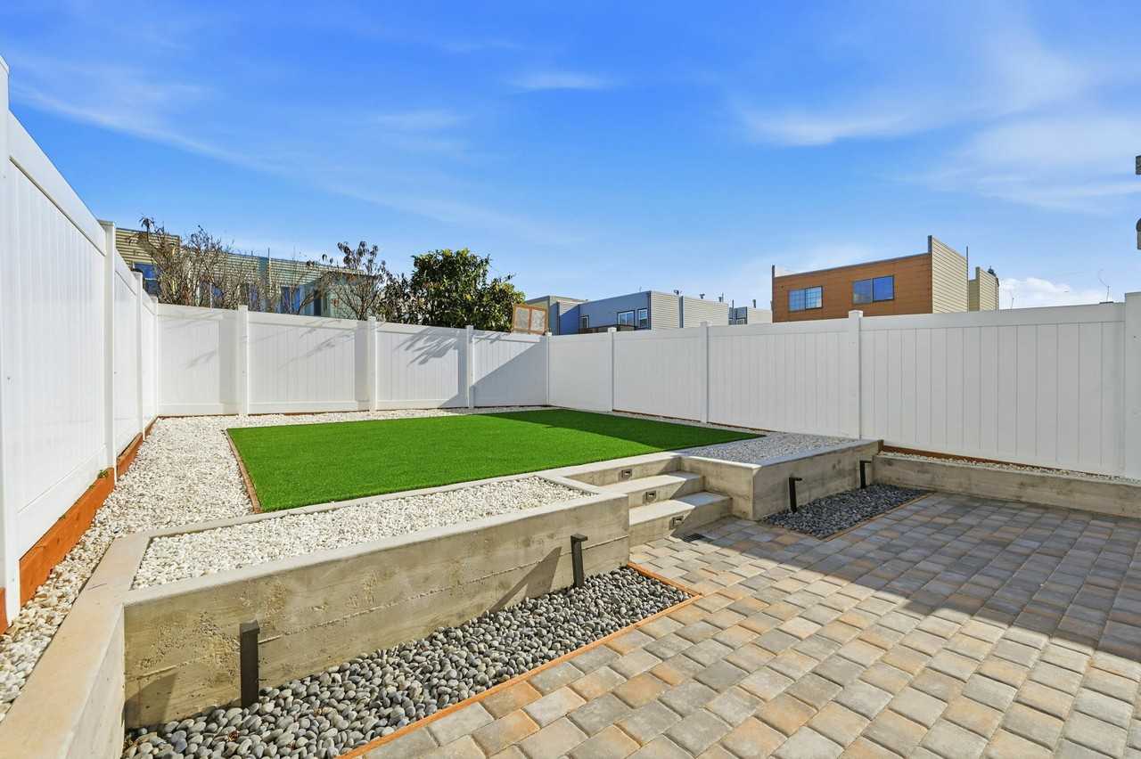 2172 20th Avenue - Photo 2 of 34