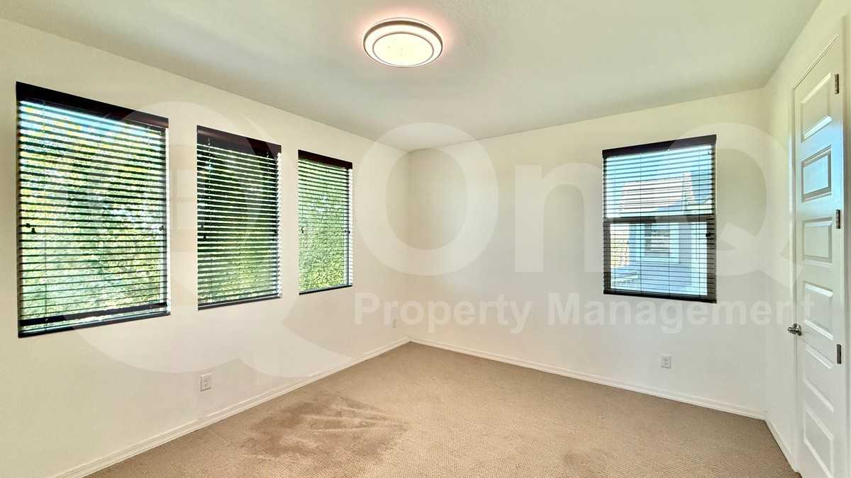 14419 West Charter Oak Road - Photo 6 of 26