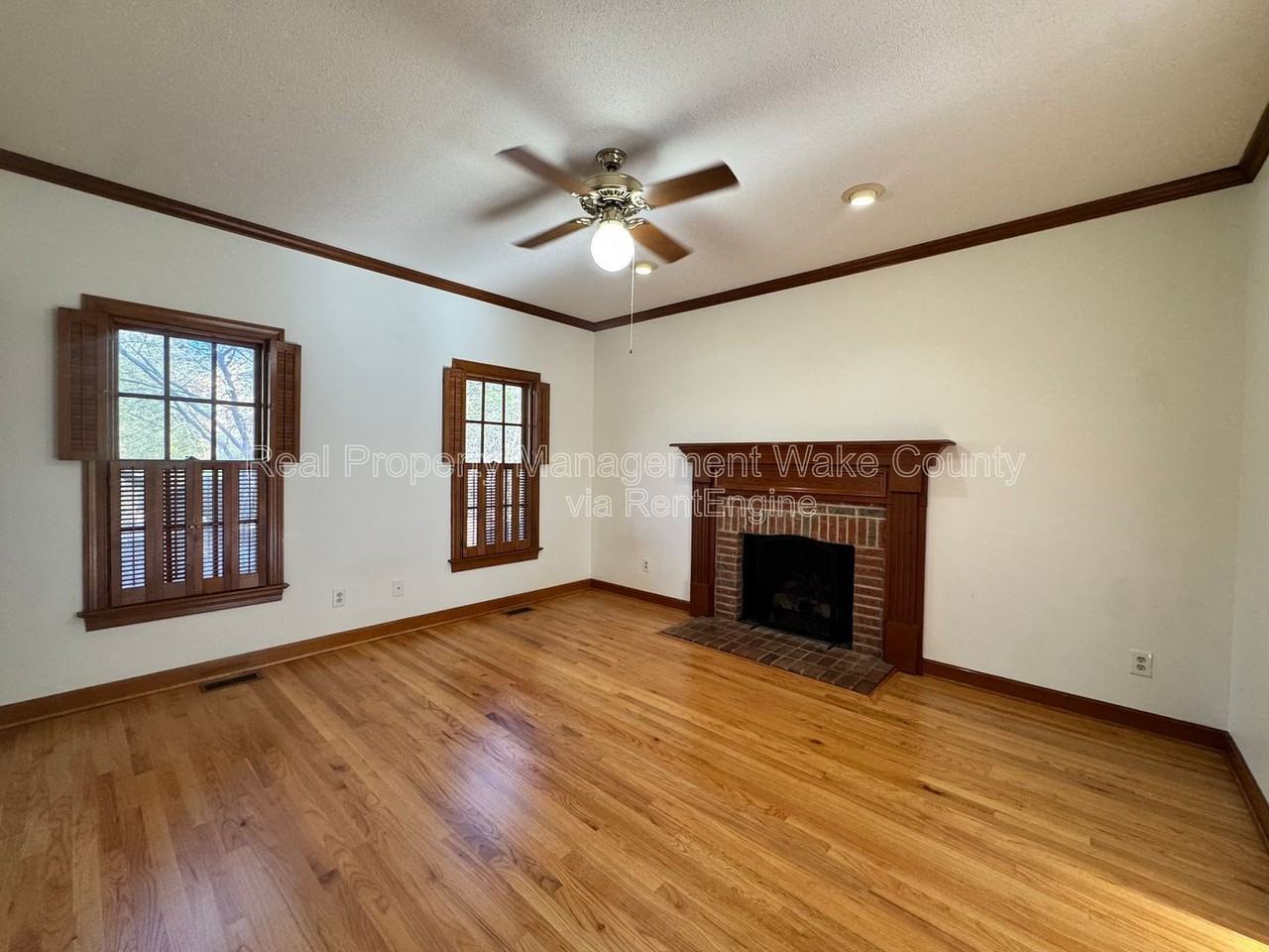 116 Kendlewick Dr - Photo 4 of 50