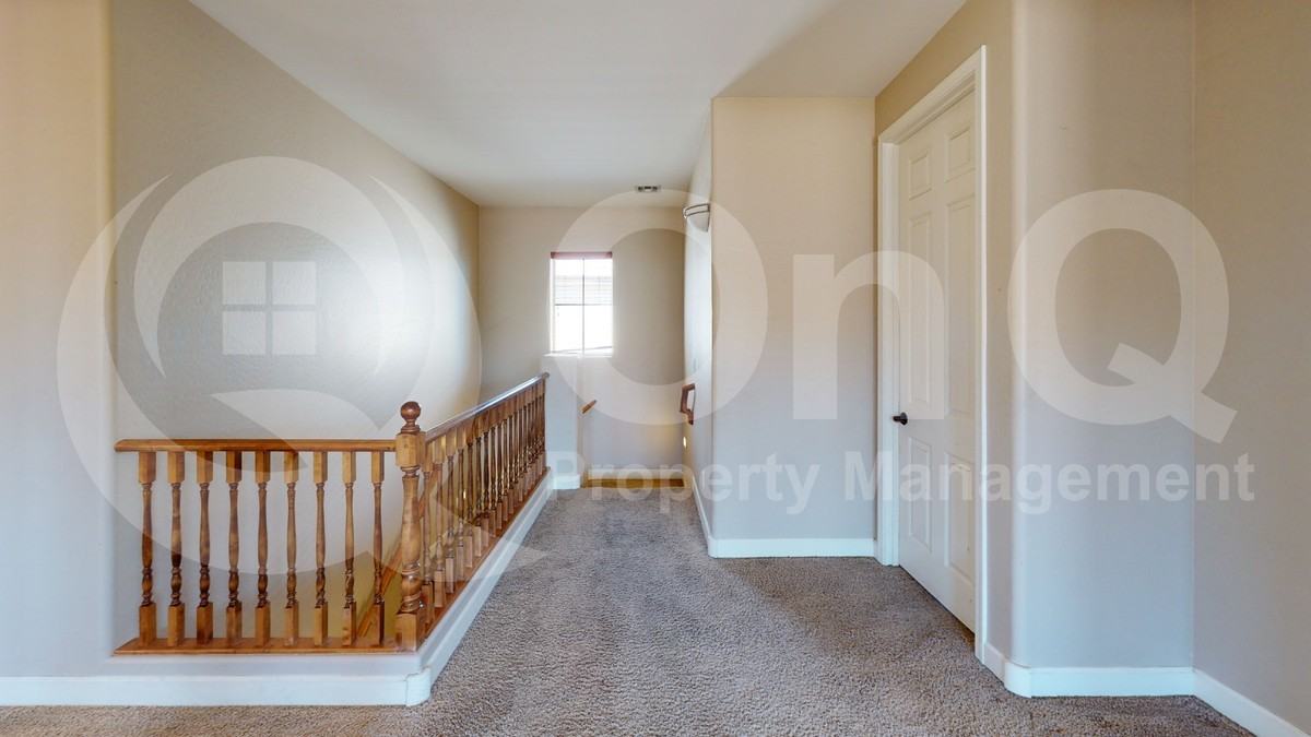 1316 S Martingale Rd - Photo 6 of 17