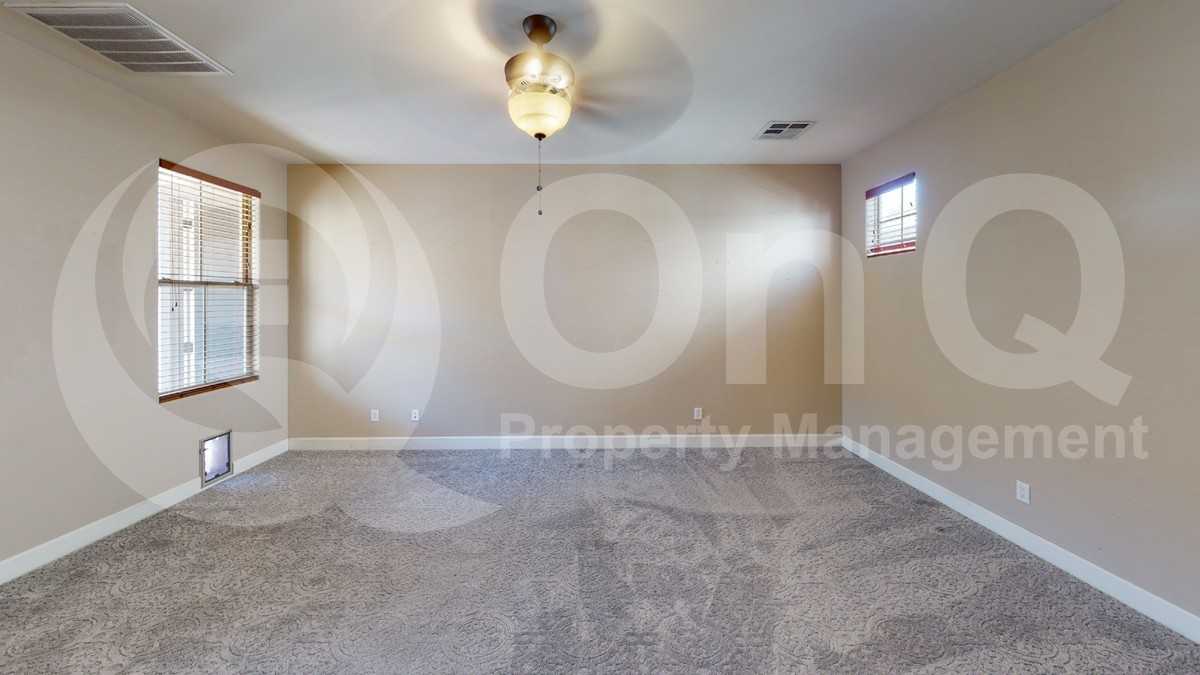 1316 S Martingale Rd - Photo 7 of 17