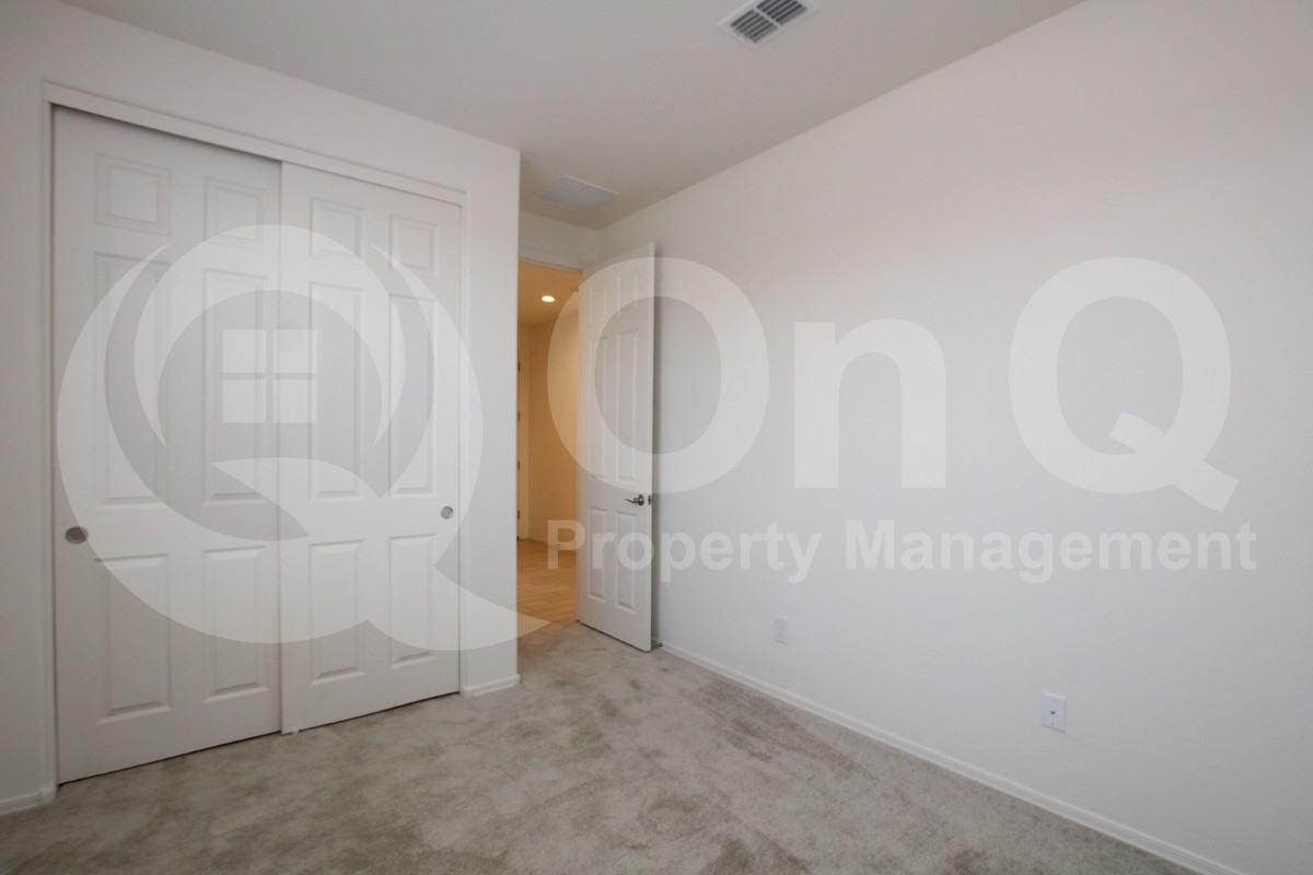 2068 East Escondido Place - Photo 7 of 20