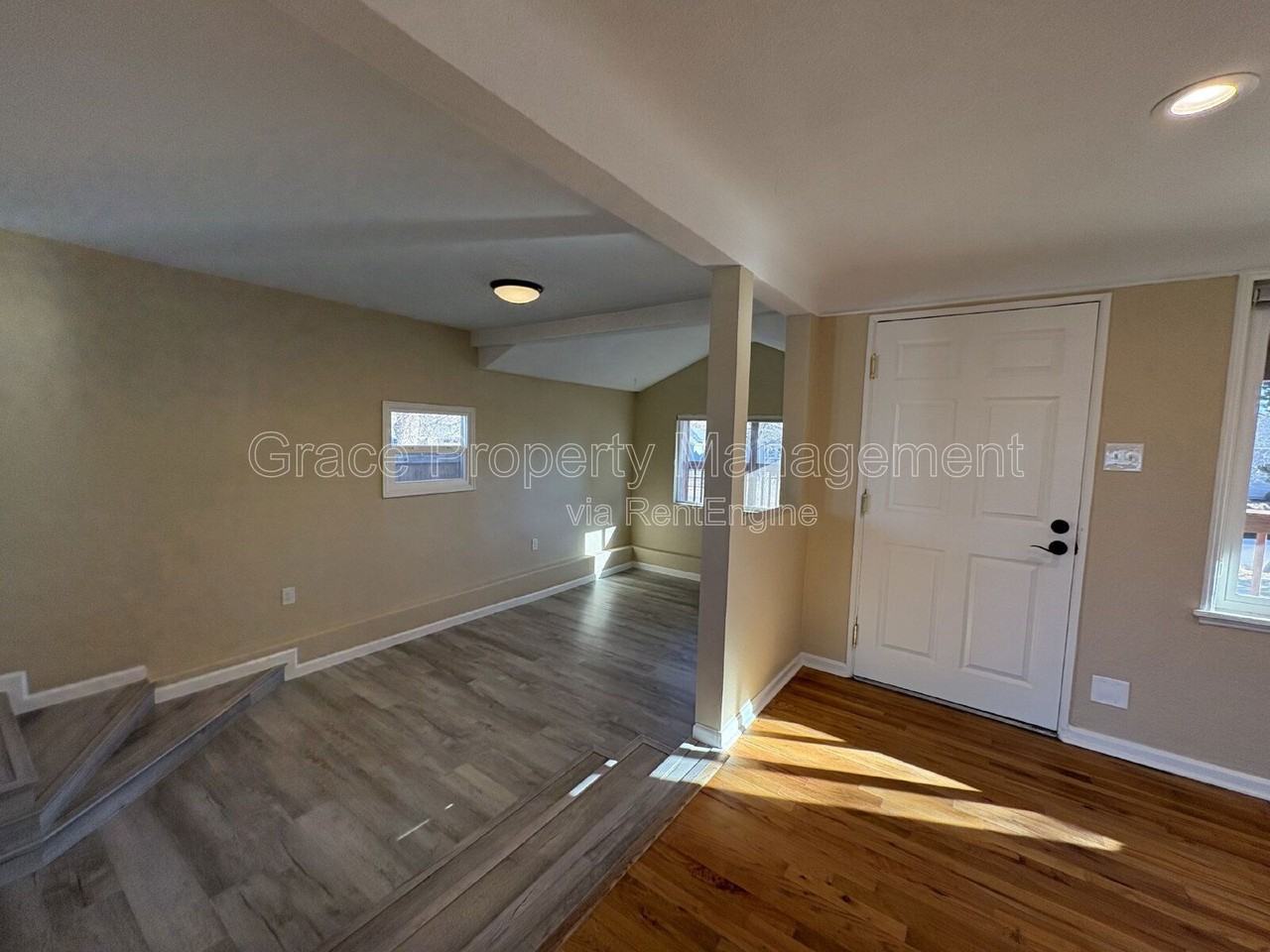 4925 Clay Street - Photo 5 of 22