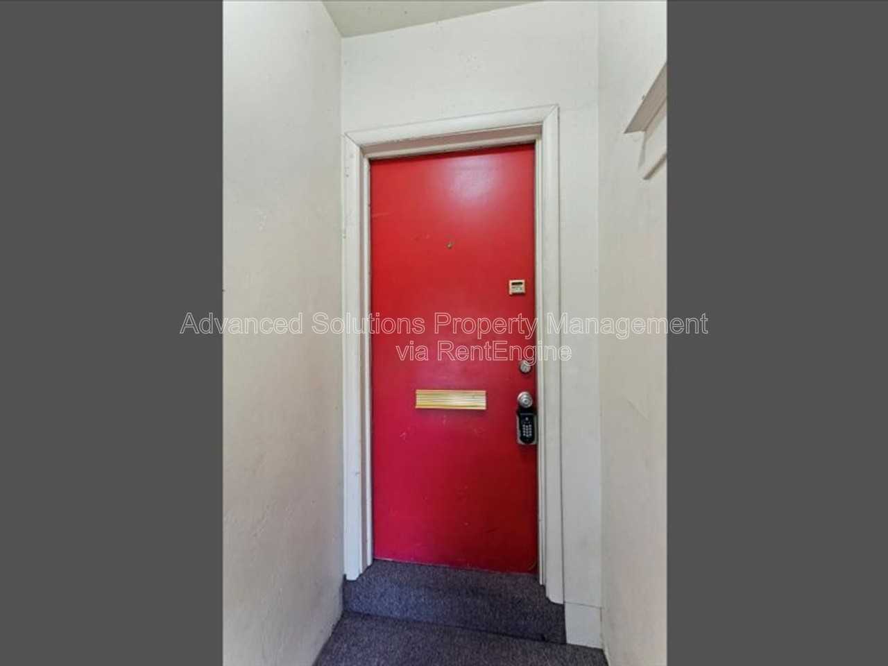 312 N 200 W #314 - Photo 4 of 23