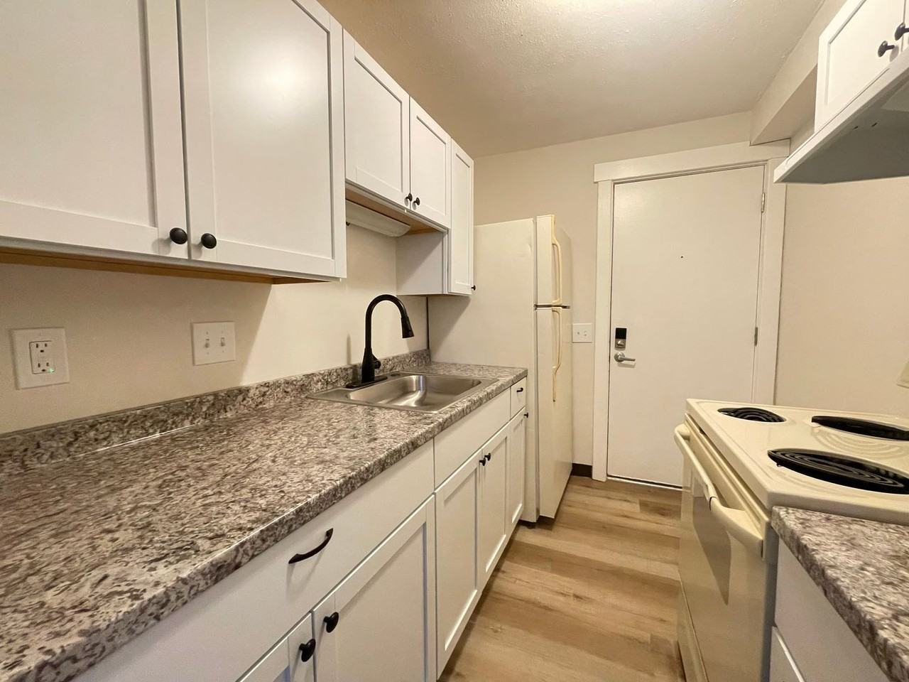 251 Pine Street #301 - Photo 2 of 12